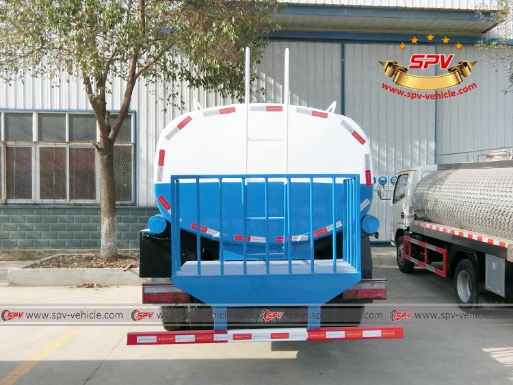 10,000 Litres Drinking Water Vehicle Dongfeng - B